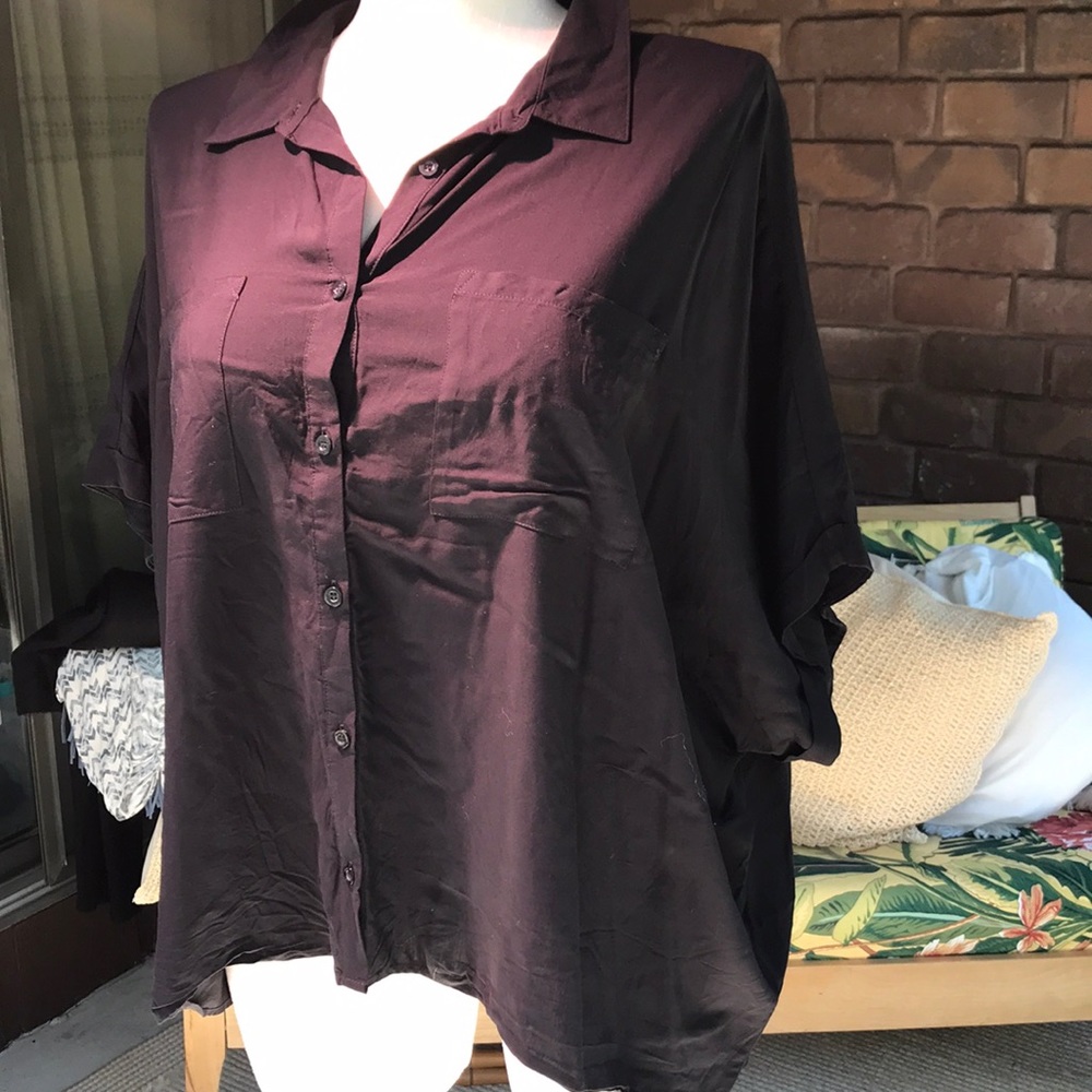 Flowy, boxy, top